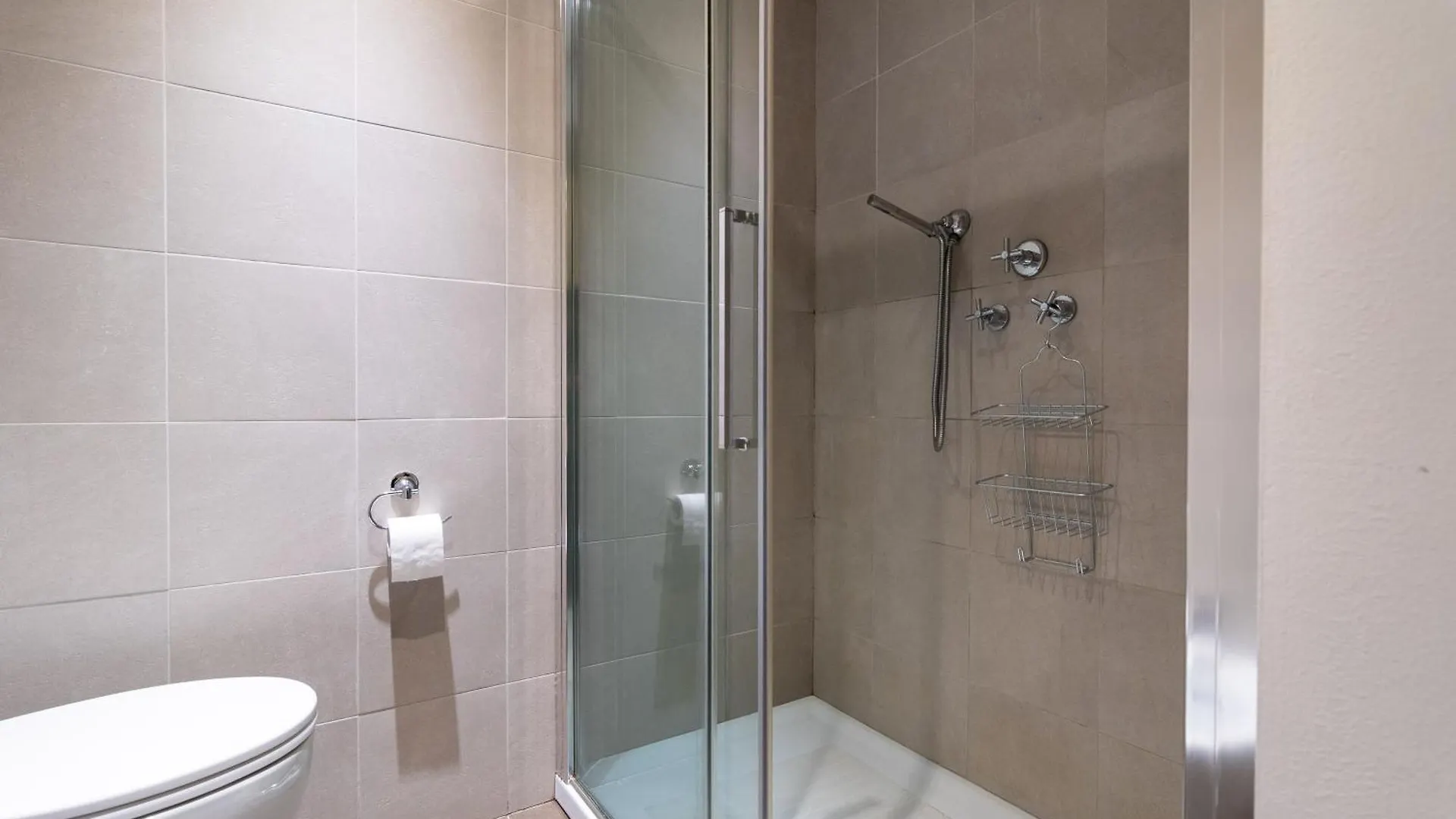 New! Intero Appartamento A 20 Minuti Dal Duomo Milan 0*,  Italie
